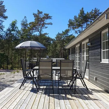 Lovely In With Wifi Holiday home